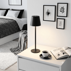 Lampe USB et tactile noire 
