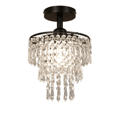 Vue de face lustre en cristal LED et moderne 