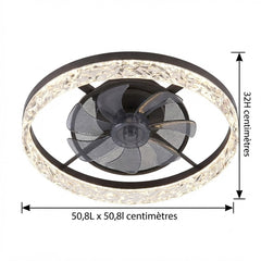 ventilateur de plafond moderne rafraîchissant l'air intérieur